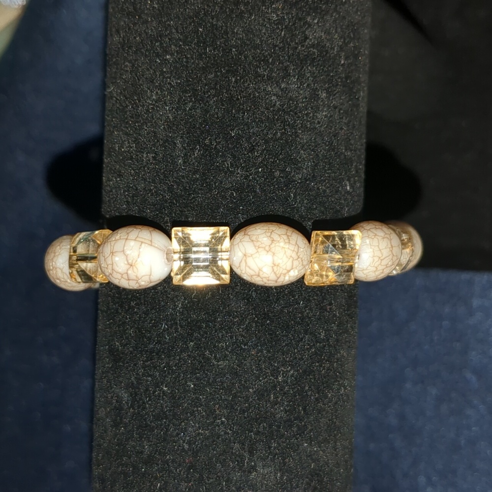 Classy UJ homemade Bracelet